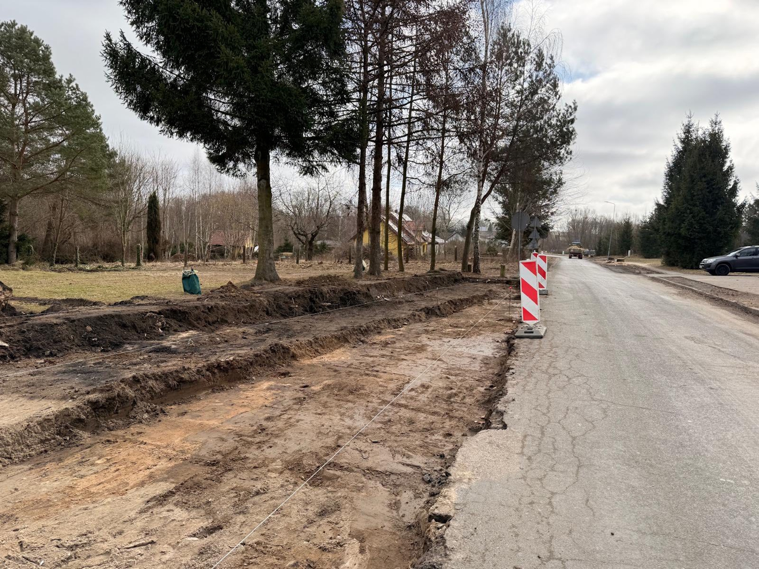 Prace przy rozbudowie drogi.